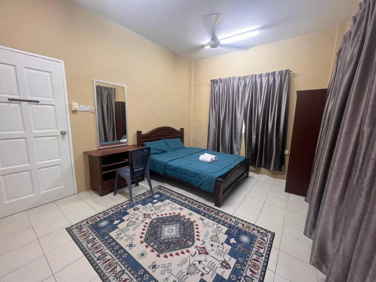 Hotel Putra Sentosa Retreat Camp, Sematan Zimmer foto
