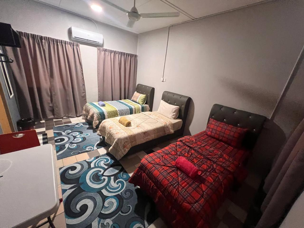 Hotel Putra Sentosa Retreat Camp, Sematan Zimmer foto