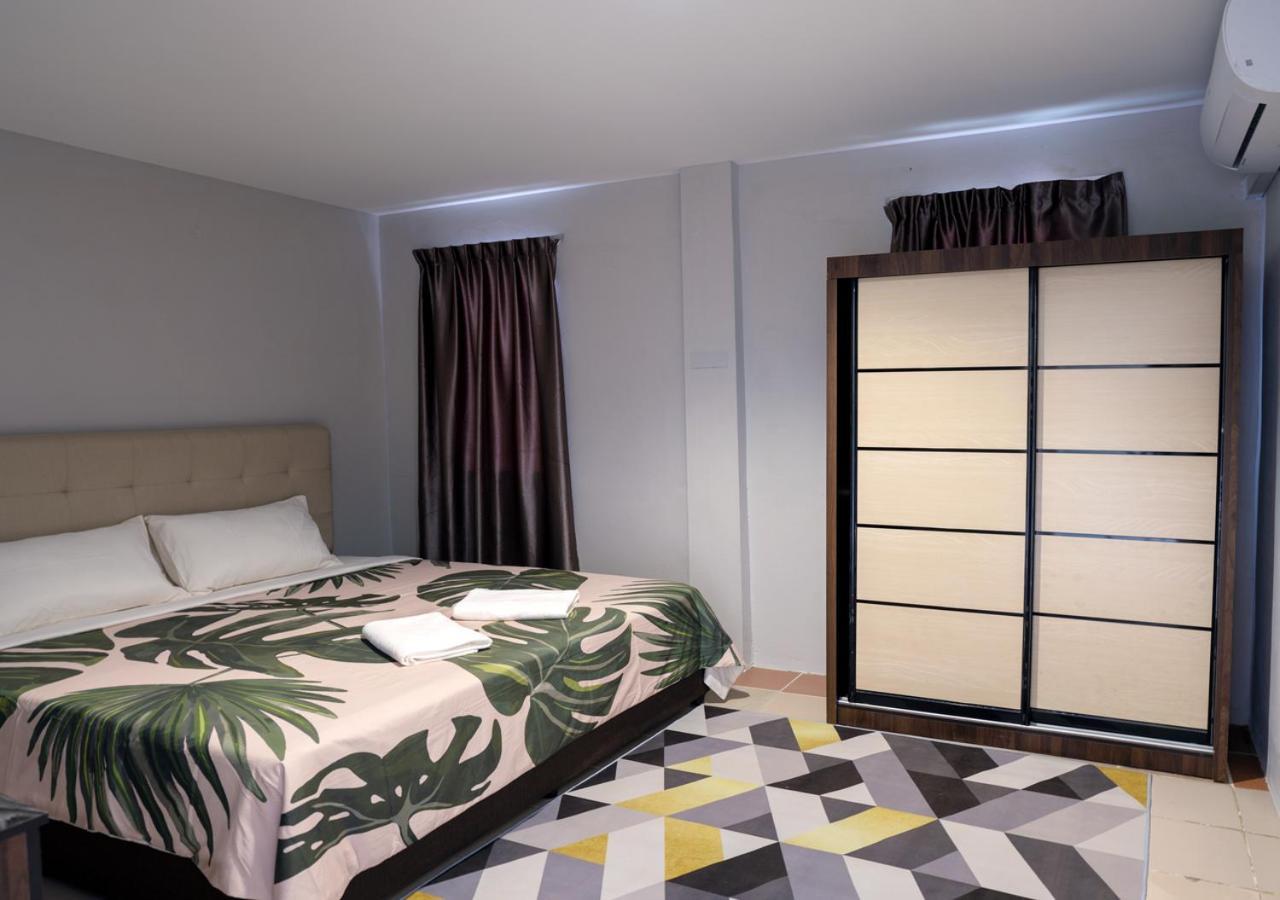 Hotel Putra Sentosa Retreat Camp, Sematan Zimmer foto